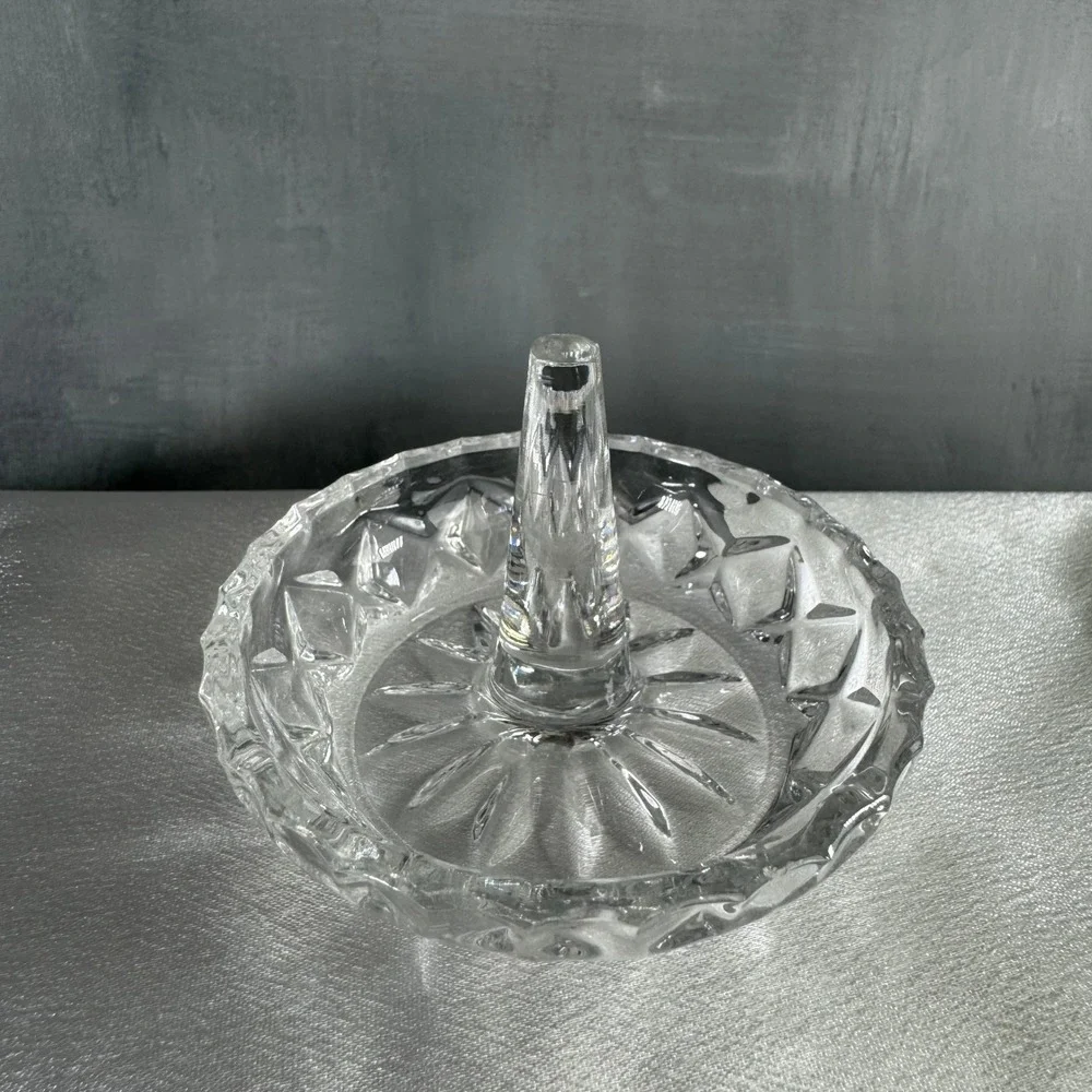 Vintage Crystal Ring Holder Women 3